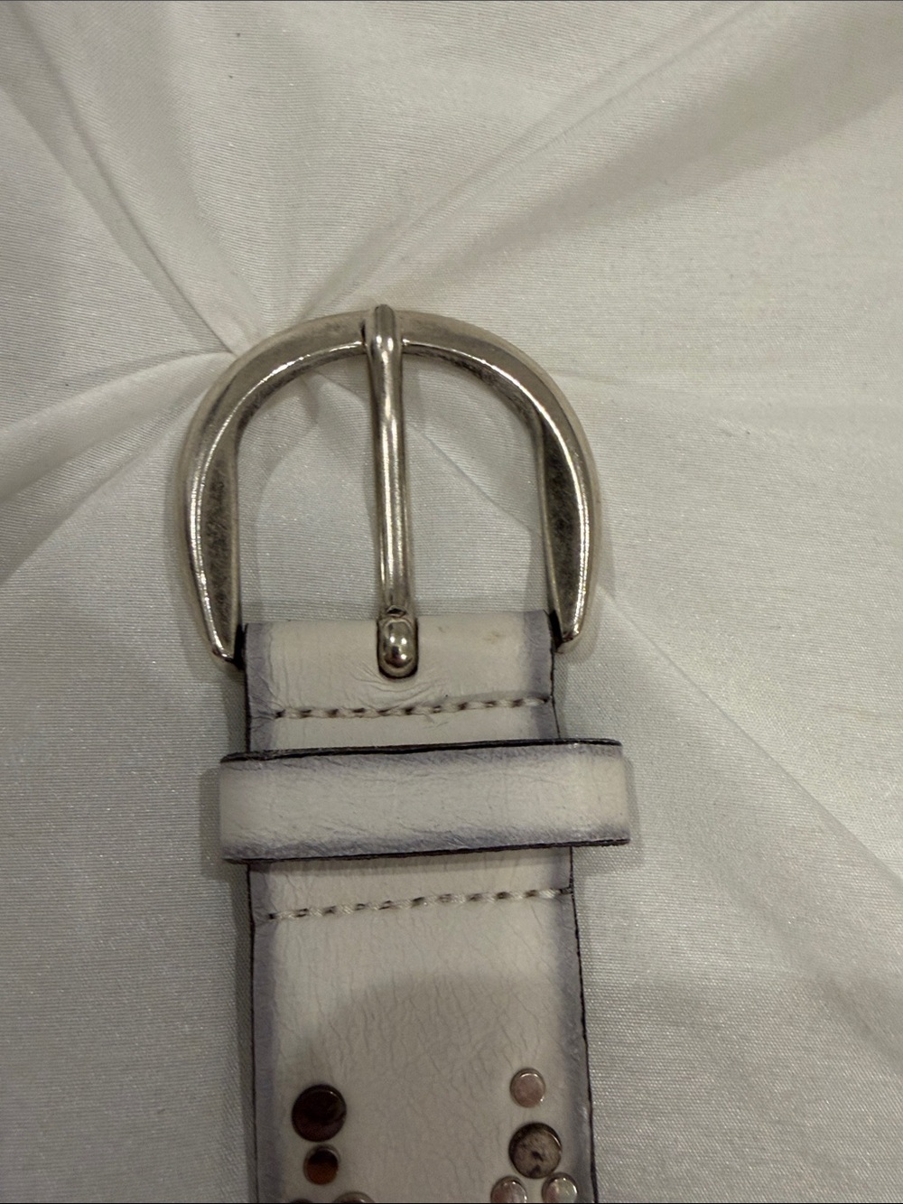 VANZETTI White Studded Leather Belt with Silver Buckle SZ 80 - Picture 6 of 6